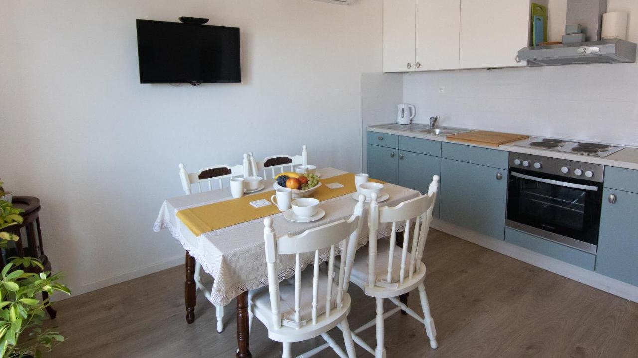מאקרסקה Apartman Grepo מראה חיצוני תמונה