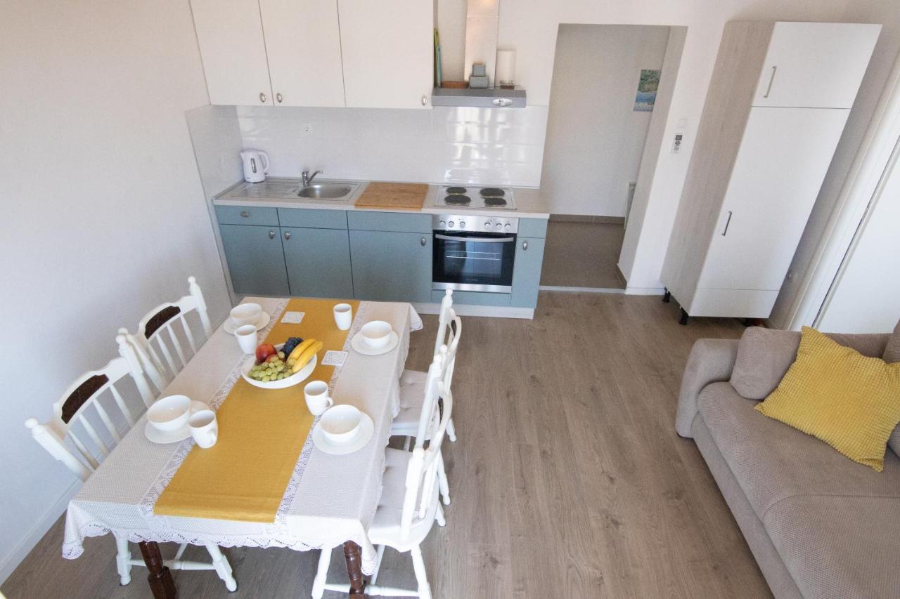 מאקרסקה Apartman Grepo מראה חיצוני תמונה