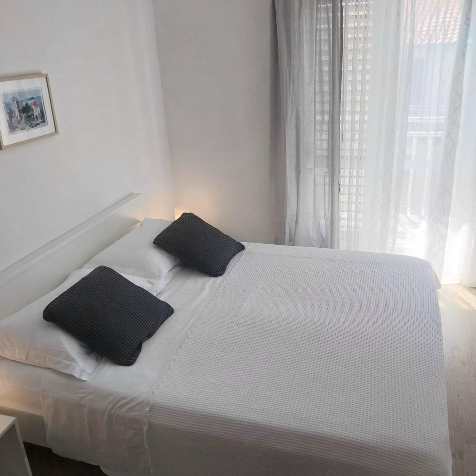 מאקרסקה Apartman Grepo מראה חיצוני תמונה